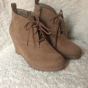 Dolce Vita wedge booties